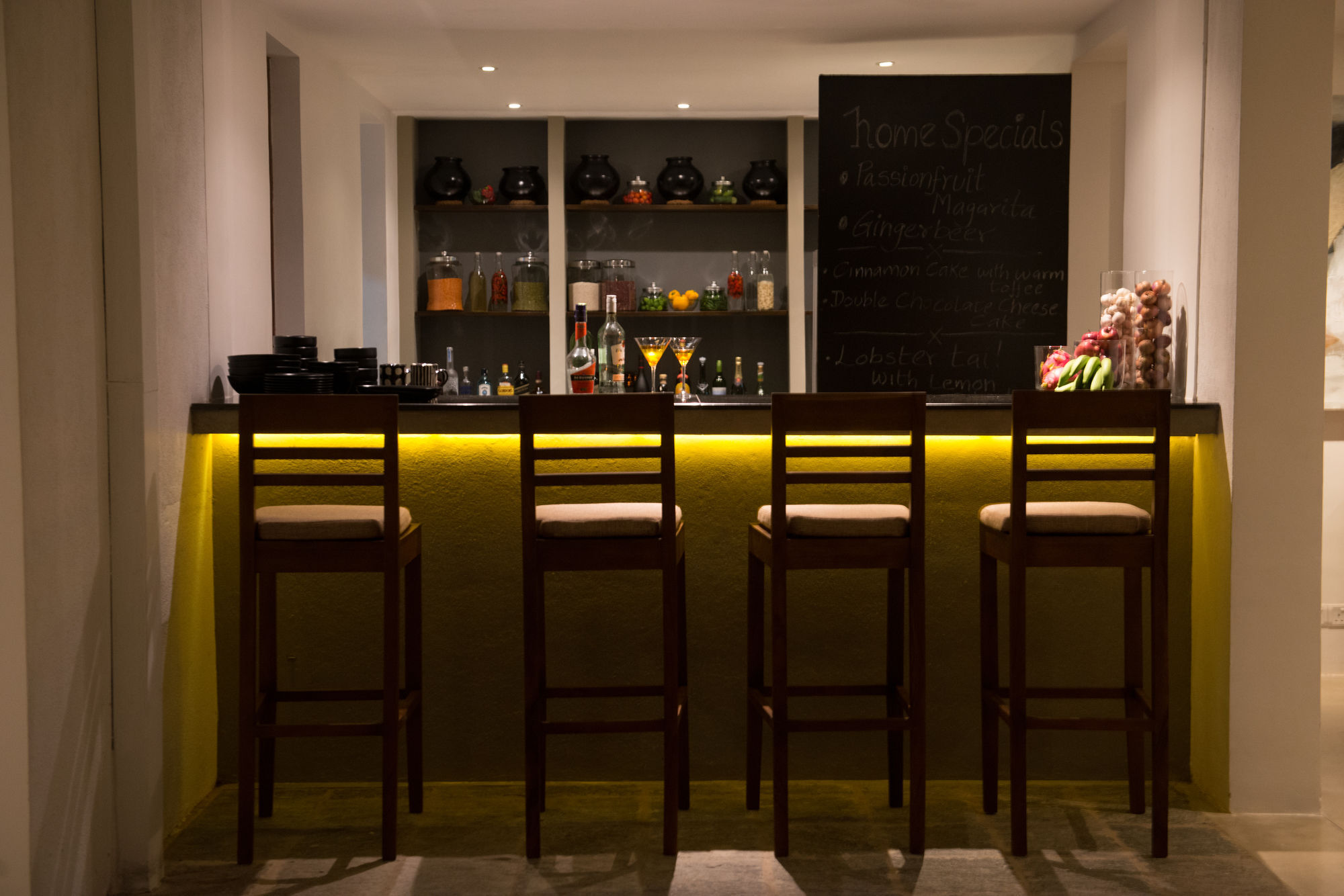 The Mangrove Hotel Colombo Exterior photo